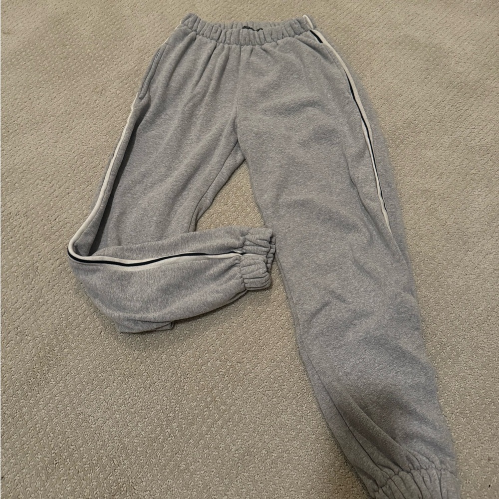 Brandy Melville Rosa Sweatpants